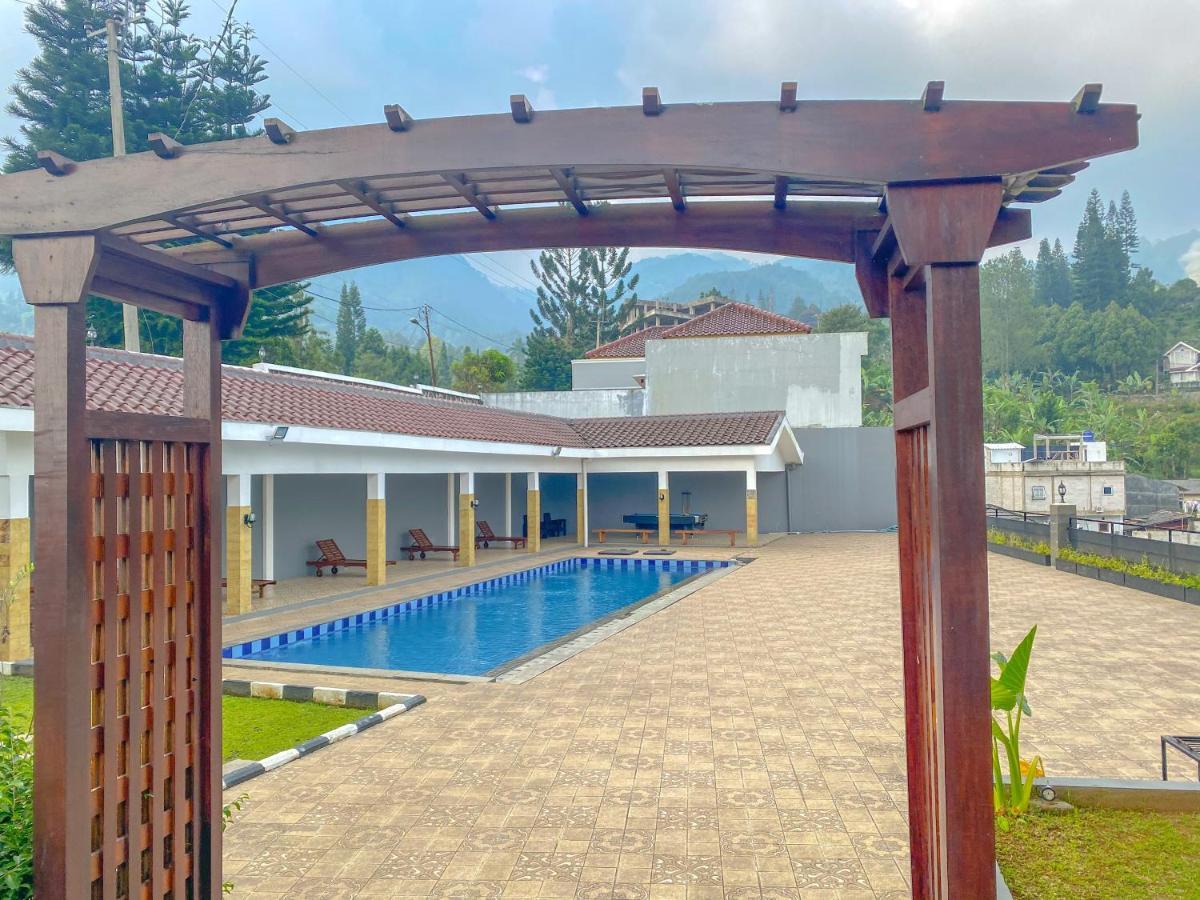 Villa Andalus 3 Puncak Exterior foto